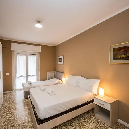 Shortmi Canonica Apartamento *