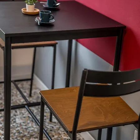 Shortmi Canonica Apartamento