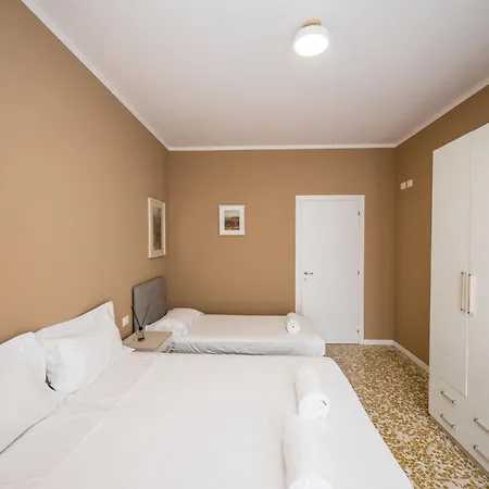 Shortmi Canonica Apartment Milan