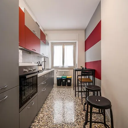 Shortmi Canonica Apartment