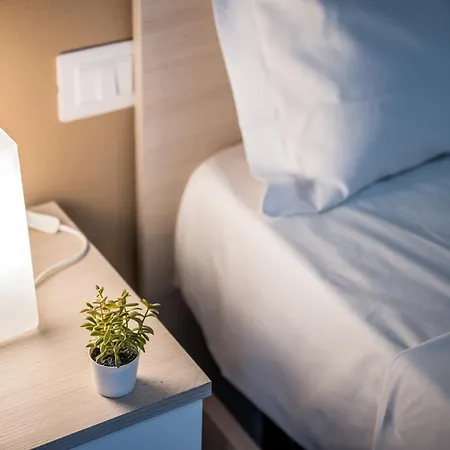 Shortmi Canonica * ミラノ